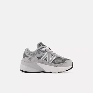 Toddler New Balance FuelCell 990v6 Lace Toddler Kids size 7